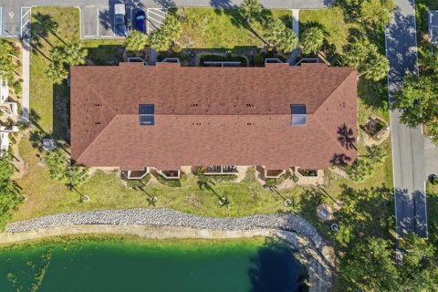 Condominio en venta en Port Charlotte, Florida, 2 dormitorios, 83.52 m2 № 2231517 - foto 29