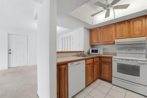 Condominio en venta en Port Charlotte, Florida, 2 dormitorios, 83.52 m2 № 2231517 - foto 18