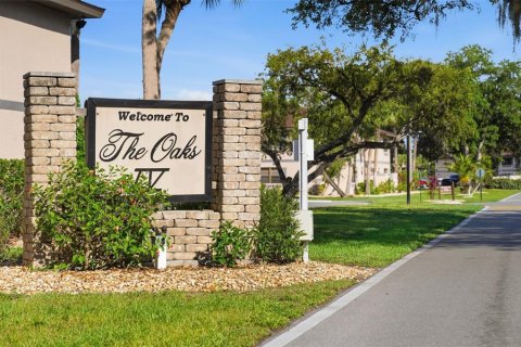 Condominio en venta en Port Charlotte, Florida, 2 dormitorios, 83.52 m2 № 2231517 - foto 8