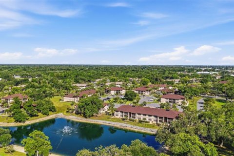 Condominio en venta en Port Charlotte, Florida, 2 dormitorios, 83.52 m2 № 2231517 - foto 28