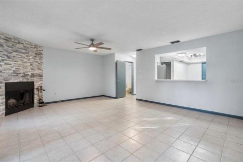 Adosado en venta en Tampa, Florida, 2 dormitorios, 135.64 m2 № 1765679 - foto 13