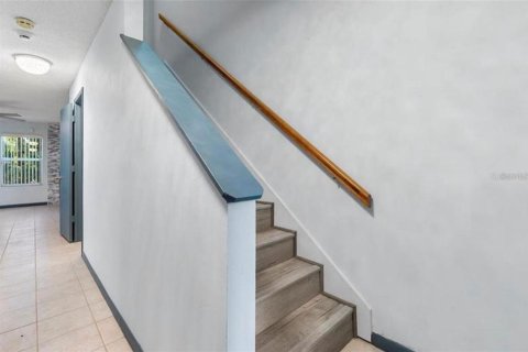 Adosado en venta en Tampa, Florida, 2 dormitorios, 135.64 m2 № 1765679 - foto 8