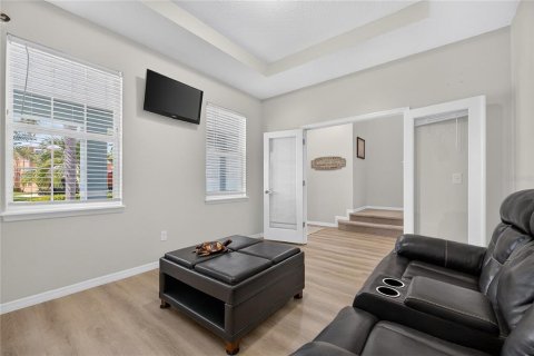 Villa ou maison à vendre à Apollo Beach, Floride: 5 chambres, 331.38 m2 № 2437232 - photo 16
