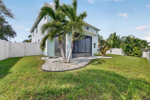Villa ou maison à vendre à Apollo Beach, Floride: 5 chambres, 331.38 m2 № 2437232 - photo 5