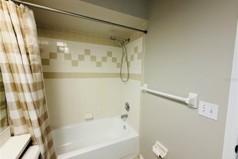 Touwnhouse à louer à Palm Harbor, Floride: 2 chambres, 130.62 m2 № 2105303 - photo 23