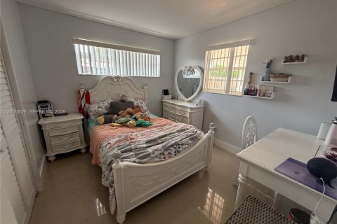 Villa ou maison à vendre à Cutler Bay, Floride: 3 chambres, 90.02 m2 № 2085466 - photo 17