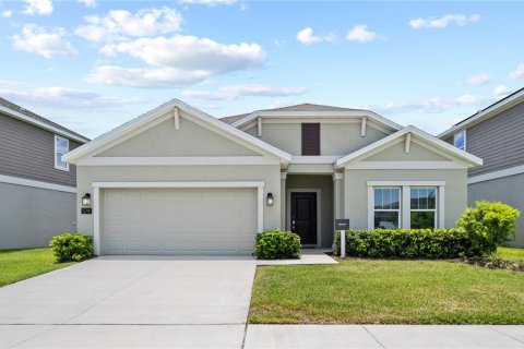 House in Davenport, Florida 4 bedrooms, 177.54 sq.m. № 1918934 - photo 1