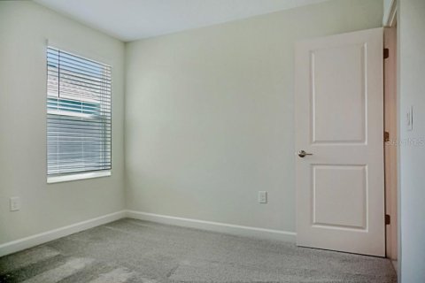 Casa en alquiler en Haines City, Florida, 4 dormitorios, 175.12 m2 № 1901331 - foto 7