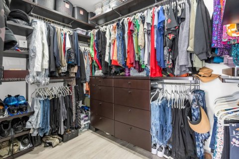 House in Fort Lauderdale, Florida 3 bedrooms, 157.28 sq.m. № 1928786 - photo 14