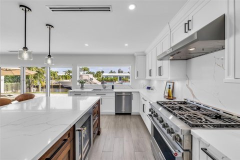 House in Fort Lauderdale, Florida 3 bedrooms, 157.28 sq.m. № 1928786 - photo 5