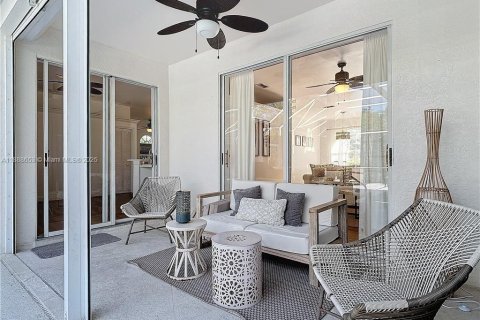 House in Naples, Florida 3 bedrooms, 181.62 sq.m. № 2244431 - photo 20