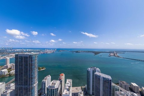 Condo in Miami, Florida, 4 bedrooms  № 2058107 - photo 13
