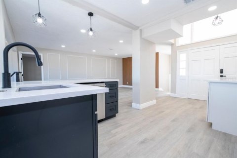 Villa ou maison à louer à Saint Pete Beach, Floride: 3 chambres, 168.34 m2 № 1855924 - photo 12