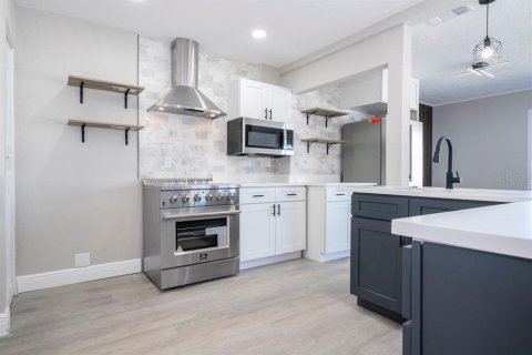 Villa ou maison à louer à Saint Pete Beach, Floride: 3 chambres, 168.34 m2 № 1855924 - photo 8