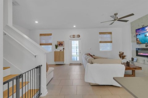 Touwnhouse à vendre à Orlando, Floride: 3 chambres, 150.04 m2 № 2329112 - photo 16