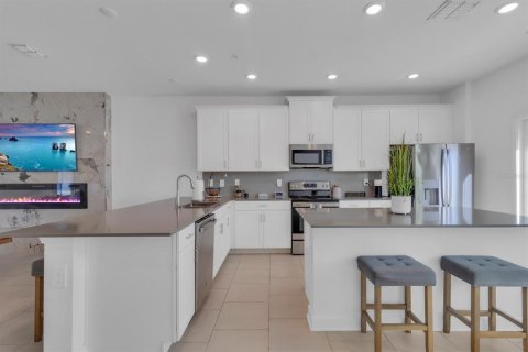 Touwnhouse à vendre à Orlando, Floride: 3 chambres, 150.04 m2 № 2329112 - photo 13