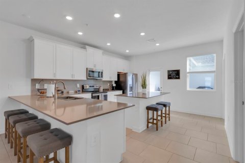 Touwnhouse à vendre à Orlando, Floride: 3 chambres, 150.04 m2 № 2329112 - photo 11