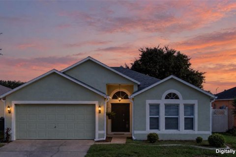 Villa ou maison à Clermont, Floride 4 chambres, 174.1 m2 № 2429104