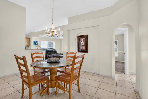 Villa ou maison à vendre à Clermont, Floride: 4 chambres, 174.1 m2 № 2429104 - photo 5