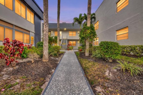 Condo in Delray Beach, Florida, 1 bedroom  № 2350975
