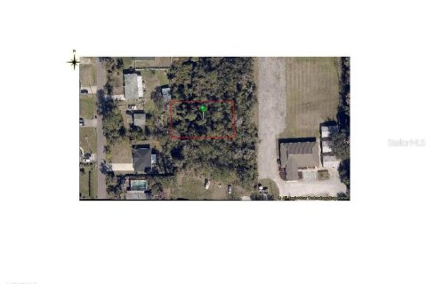 Terreno en DeBary, Florida № 2213094