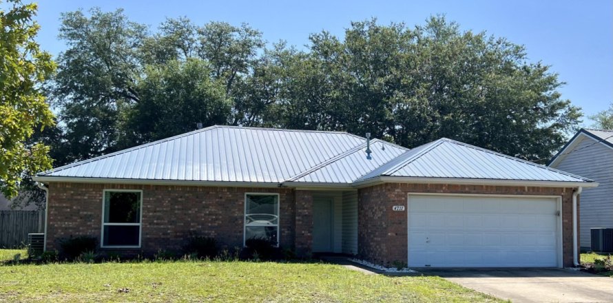 Villa ou maison à Crestview, Floride 3 chambres, 145.48 m2 № 561434