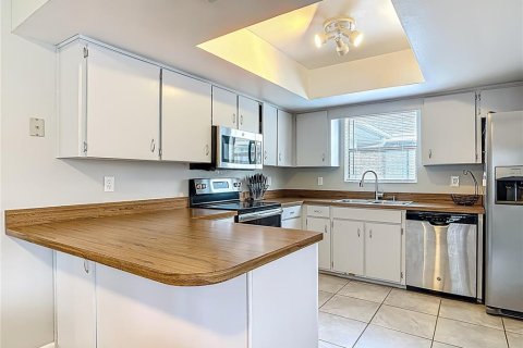 Townhouse in Winter Springs, Florida 2 bedrooms, 108.32 sq.m. № 1875961 - photo 30