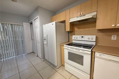 Condominio en alquiler en Homestead, Florida, 2 dormitorios, 76.37 m2 № 2054313 - foto 5