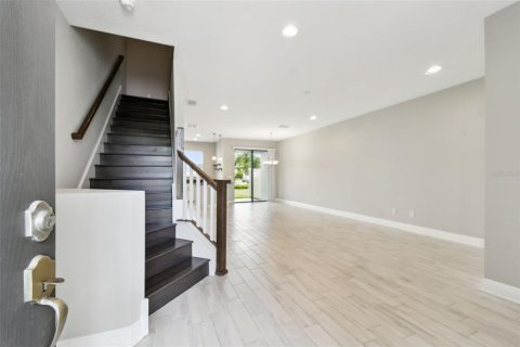 Townhouse in Clearwater, Florida 3 bedrooms, 172.15 sq.m. № 1795302 - photo 5