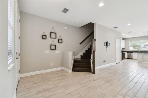 Townhouse in Clearwater, Florida 3 bedrooms, 172.15 sq.m. № 1795302 - photo 6