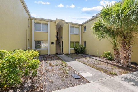 Condo in Tampa, Florida, 1 bedroom № 2095441 - photo 4