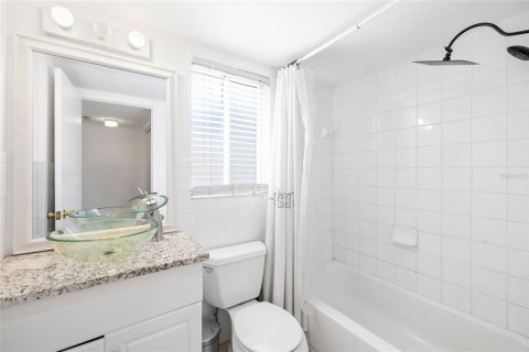 Condo in Tampa, Florida, 1 bedroom № 2095441 - photo 15