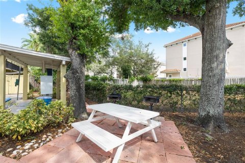 Condo in Tampa, Florida, 1 bedroom № 2095441 - photo 20