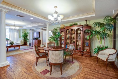 Condo in Orlando, Florida, 2 bedrooms  № 2400262 - photo 16