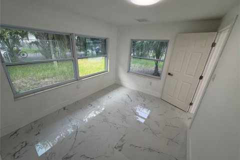 Casa en venta en Saint Petersburg, Florida, 3 dormitorios, 85.93 m2 № 1907277 - foto 26