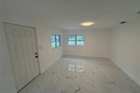 Casa en venta en Saint Petersburg, Florida, 3 dormitorios, 85.93 m2 № 1907277 - foto 5