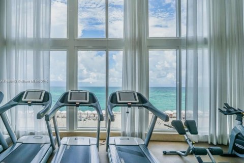 Copropriété à louer à Sunny Isles Beach, Floride: 3 chambres, 216.18 m2 № 1981652 - photo 27