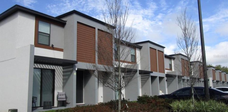 Townhouse in Kissimmee, Florida 3 bedrooms, 126.35 sq.m. № 2116058