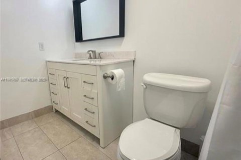 Купить кондоминиум в Плантация, Флорида 2 спальни, 118.91м2, № 2005709 - фото 24