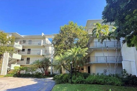 Кондоминиум с 2 спальнями в Плантация, Флорида № 2005709