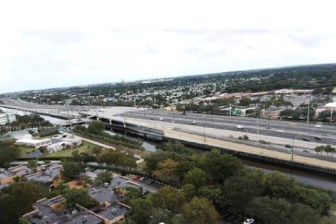 Купить кондоминиум в Плантация, Флорида 2 спальни, 118.91м2, № 2005709 - фото 30