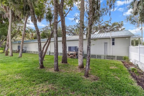 Commercial property in Crystal River, Florida 224.82 sq.m. № 2213800 - photo 8