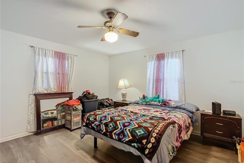 House in Silver Springs Shores, Florida 3 bedrooms, 171.68 sq.m. № 1735175 - photo 6