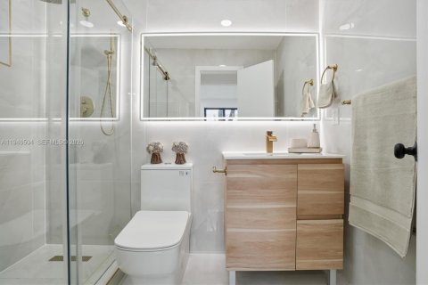Casa en venta en Miami, Florida, 3 dormitorios, 97.55 m2 № 2002798 - foto 13