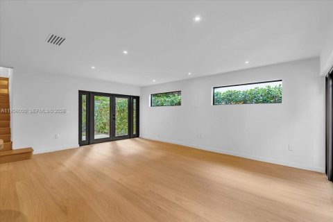 Купить виллу или дом в Корал-Гейблс, Флорида 3 спальни, 203.73м2, № 2012039 - фото 16