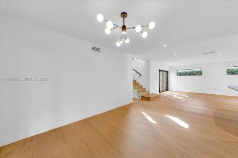 Купить виллу или дом в Корал-Гейблс, Флорида 3 спальни, 203.73м2, № 2012039 - фото 30