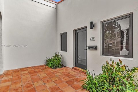 Купить виллу или дом в Корал-Гейблс, Флорида 3 спальни, 203.73м2, № 2012039 - фото 7