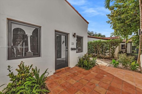 Купить виллу или дом в Корал-Гейблс, Флорида 3 спальни, 203.73м2, № 2012039 - фото 6