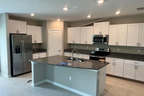 Casa en alquiler en Ruskin, Florida, 5 dormitorios, 210.33 m2 № 1853846 - foto 3