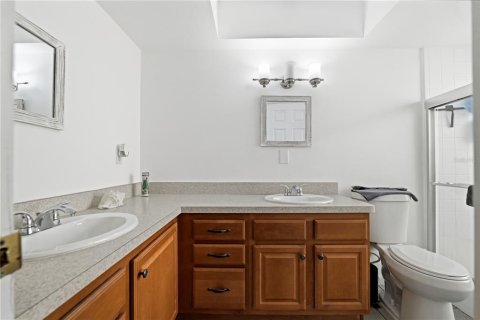 Casa en venta en Brandon, Florida, 5 dormitorios, 206.06 m2 № 2126891 - foto 11